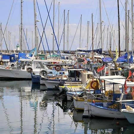 F2 Climatise A Golfe -Juan En Front De Mer Et Piscine Vallauris Kültér fotó